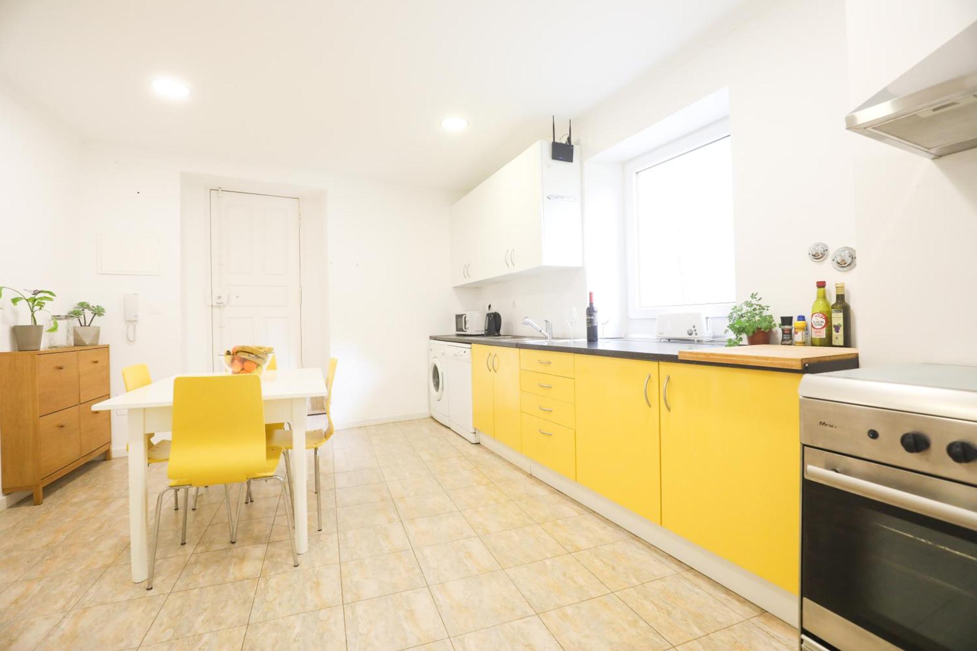 Apartment Palette 3br With Terrace And Patio Lisbon