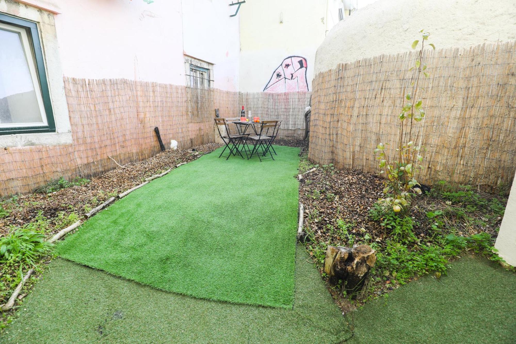 Palette 3br With Terrace And Patio Apartment Lisbon